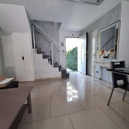 Belle Maison 3 3min Des Plages De Juan Les Pins 8personnes ヴィラ *