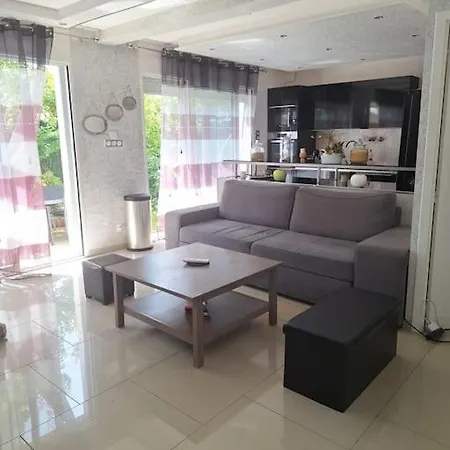 ヴィラ Belle Maison 3 3min Des Plages De Juan Les Pins 8personnes アンティーブ